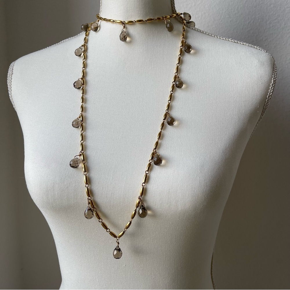 J. CREW GRAY SMOKEY FACETED TEARDROP BEADED GLASS CHARMS 44"-46" LONG GOLD TONE